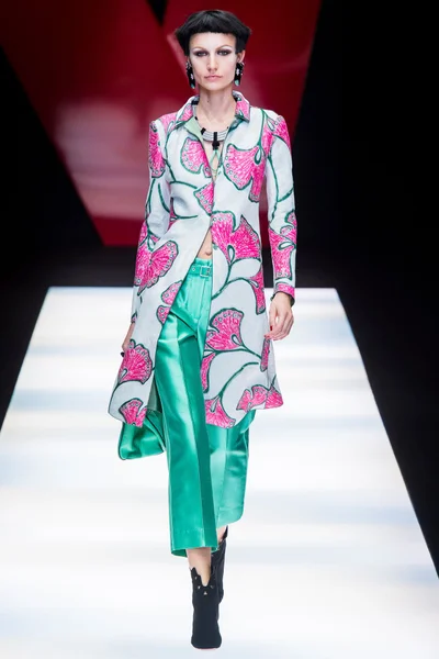 Look 6